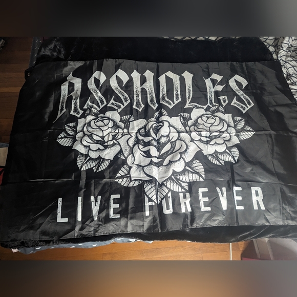 ALF FLAG - Picture 4 of 4